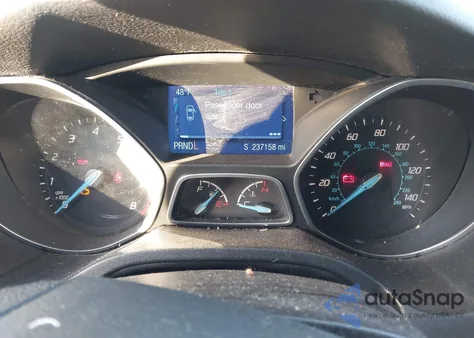 2014 Ford Focus Se z USA, uszkodzony, nr VIN 1FADP3K28EL313371